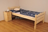 dřevěná postel MARINO z masivu smrk